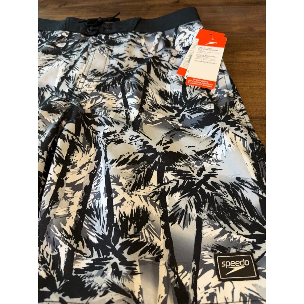 Speedo Mens Hydro Swim Trunks Black White Palm Tree Print 9 Inseam Size Med